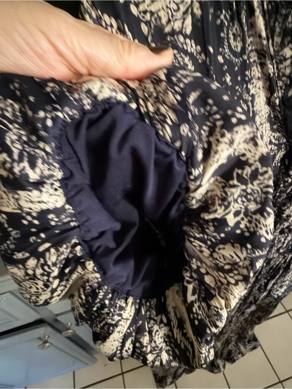 Simply Vera Vera Wang Navy Paisley Midi Dress - Picture 6 of 8